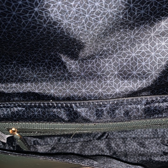 Time & Tru Shoulder Mia Bag - Picture 12 of 12